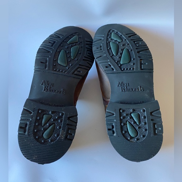 Allen Edmonds casual sleek shoe with leather detail Men’s Size 8 - Picture 8 of 10